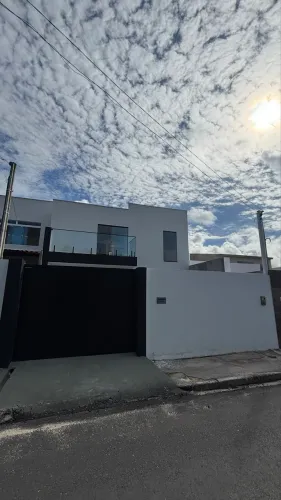 CASA A VENDA NA BARRA NOVA!