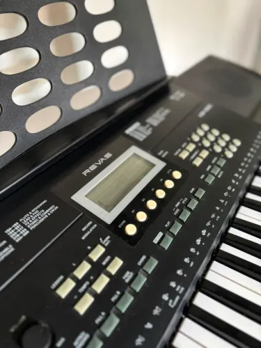 Teclado Revas