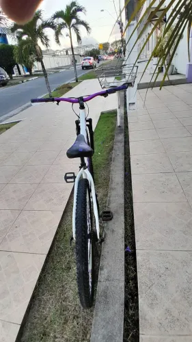 Vende-se ou troca em outra bike essa é uma bela bicicleta para menina