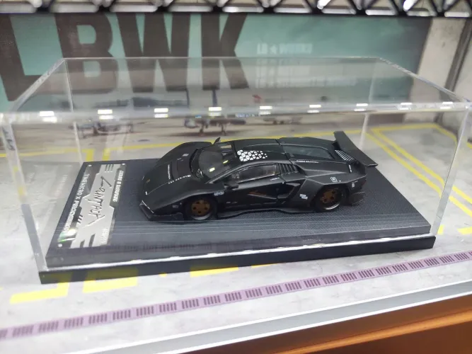 Lamborghini Countach LPI 800-4, 1/64 (Exclusiva HEC 2025)