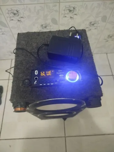 Caixa de som bombox