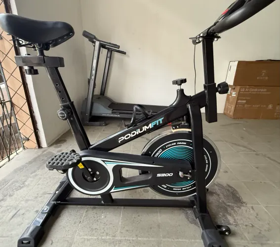 Bicicleta ergométrica de spinning