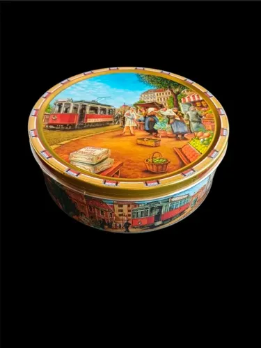 Lata Colecionável Jacobsens Bakery Série "European Street Cars"