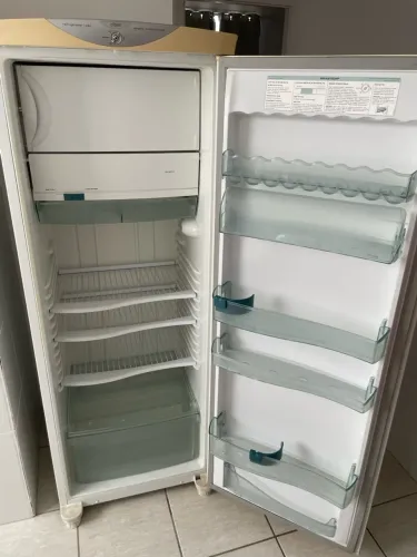 Geladeira Brastemp (entrego)
