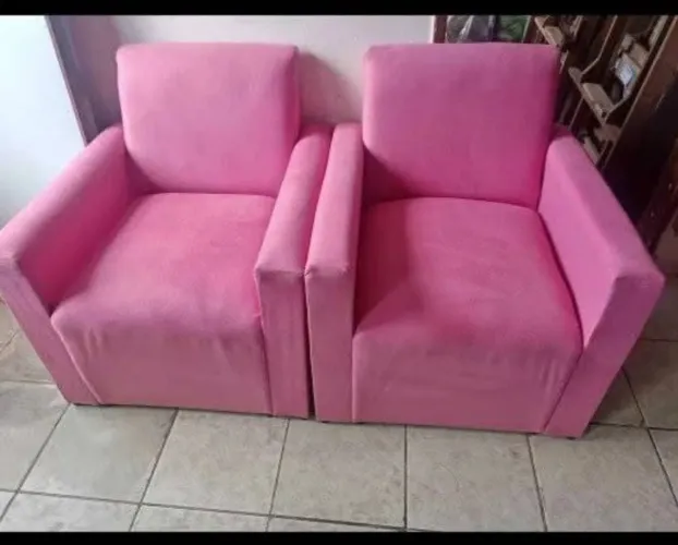 Vendo lindas poltrona com preço de fábrica whatsapp *