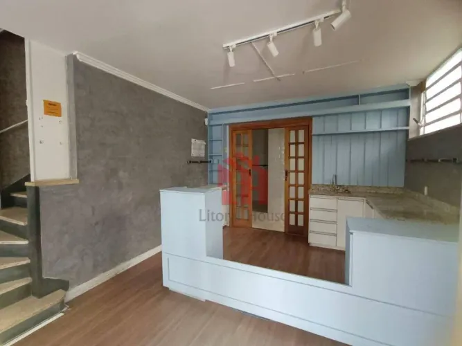 Sobrado com 2 dormitórios para alugar, 90 m² por R$ 7.000,00/mês - Gonzaga - Santos/SP