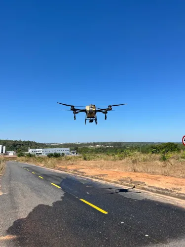 Drone Agricola DJI AGRAS T25 