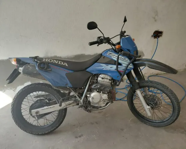 Honda XR 250 Tornado ano 2003