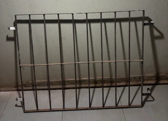Grade de janela 1.20 x 1.00 pega ladrao