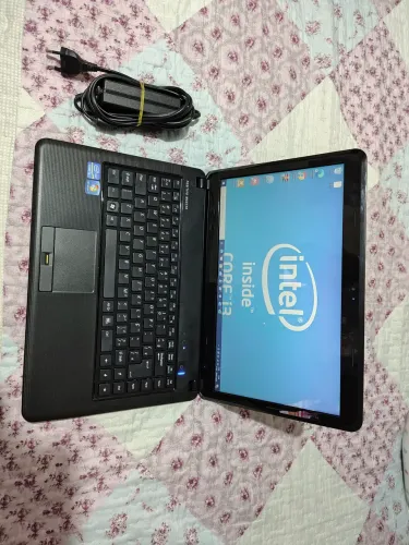Notebook positivo i3 SSD 240