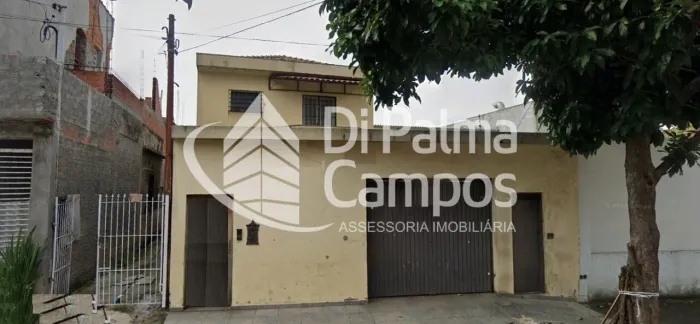 Casa à venda no Ipiranga com 282 m², 2 suítes, 2 kitnets e 4 vagas