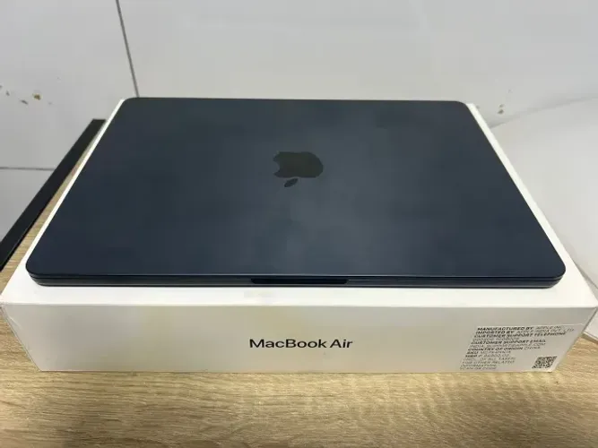 MacBook Air M2 256GB - Estado de Novo