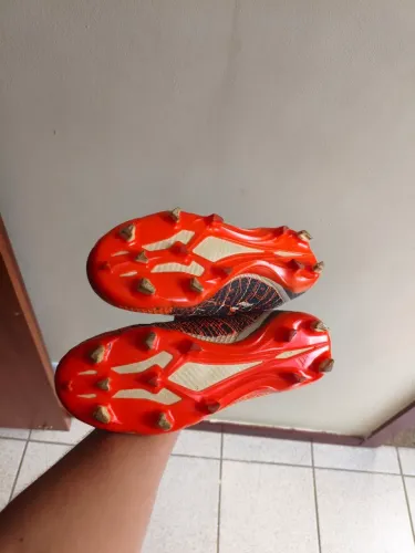 Chuteira Adidas speedflow x Messi