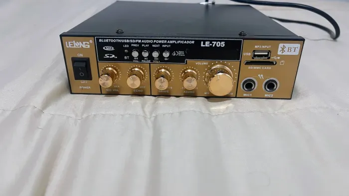 Amplificador com Bluetooth Novo LE-705