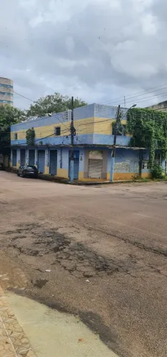 Vendo um Ponto Comercial possui 300 metros quadrados em Centro - Porto Velho - Rondônia
