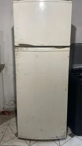 Geladeira usada