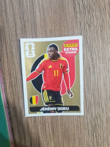 Jérémy Doku Legend Ouro Panini