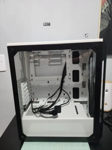 Gabinete Gamer Corsair ICUE