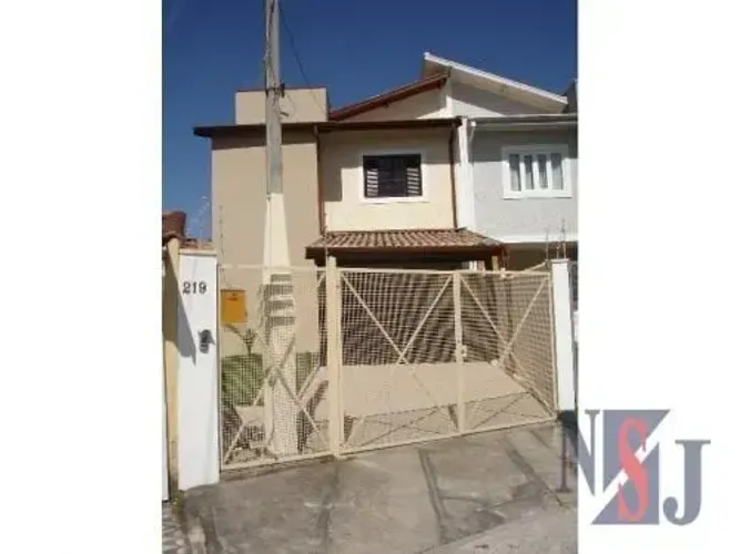 Sobrado à venda, 160 m² por R$ 700.000,00 - Vila São Geraldo - Taubaté/SP