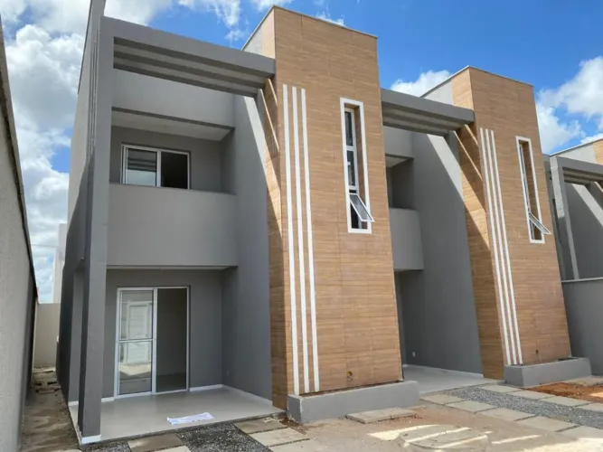 Casas Duplex em Rua Privativa no Eusébio REF: CA.E0050