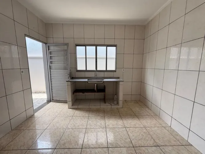 Casa com 2 dormitórios para alugar por R$ 1.800/mês - Parque Virgílio Viel - Sumaré/SP