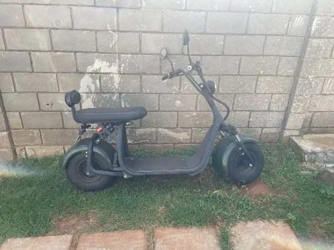 ** VENDO MOTO ELÉTRICA **