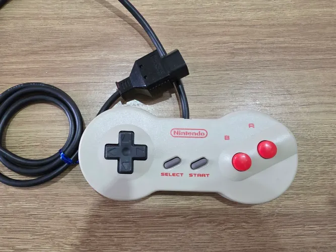 Controle Nes Famicom Dog Bone Nintendinho Original 