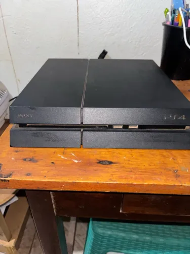 Vendo PS4 com 1 Controle | PlayStation 4
