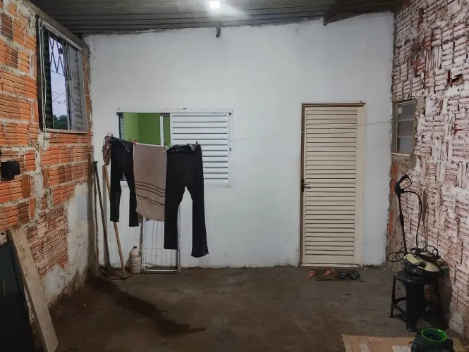 VENDO CASA EM LADARIO/MS