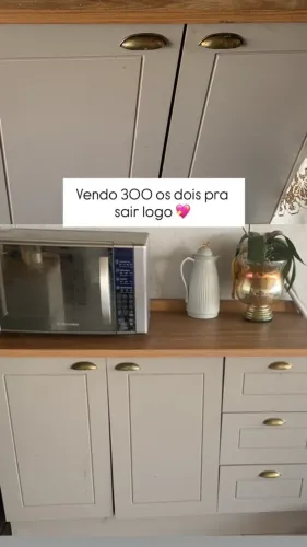 2 Armáris  de cozinha henn