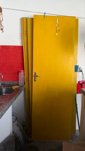 Portas, Janela e Box de Banheiro Usados - Ótimo Estado