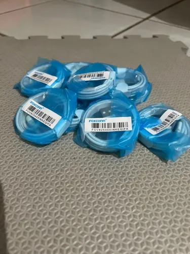 Cabo Apple Lightning para USB