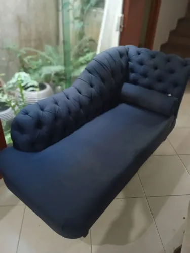 Chaise duas peças.