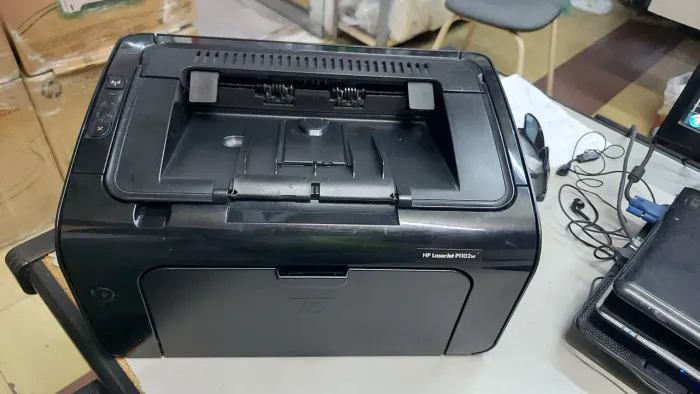 Impressora Laser HP P1102W - Wi-fi.