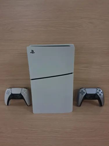 PLAYSTATION 5 IMPECÁVEL, 3 MESES DE USO ? COMPLETO + 2 CONTROLES ORIGINAIS + 10 JOGOS
