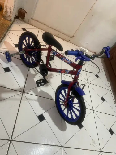Vende-se bicicleta infantil