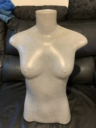 Busto feminino para exposição ou decoração 