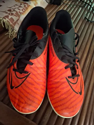 Chuteira Nike phanton usada perfeito estado. Original