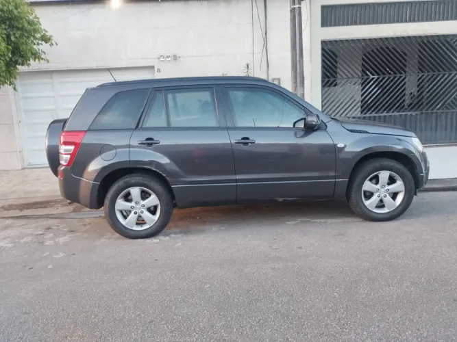 Suzuki Grand Vitara 2.0 16V 4x2/4x4 5P Aut. 2010