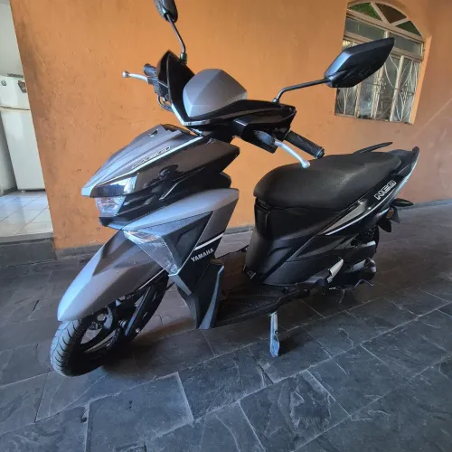 Yamaha Neo 125 2024 - Única Dona - Apenas 6.800 km
