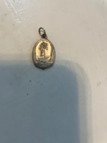 Medalha prata religiosa