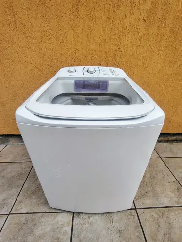 Lava roupas Electrolux 16kg com garantia 