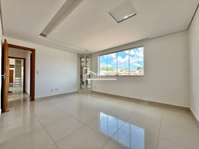 Apartamento à Venda no bairro Santa Amélia, 3 Quartos, 1 Suíte, Varanda, Armários Planejad