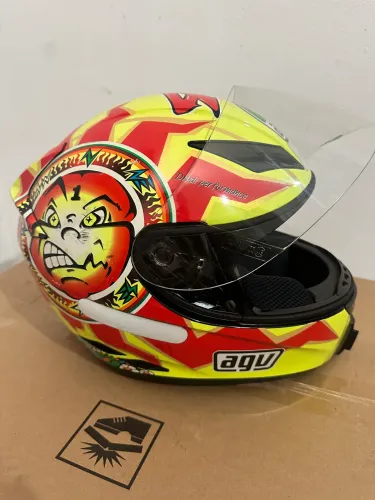 Capacete AGV K3 Sol e lua Tam 56
