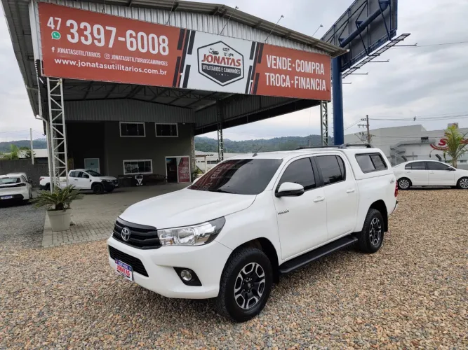 Toyota Hilux CD 4X4 2.8 Diesel Mec. 2020