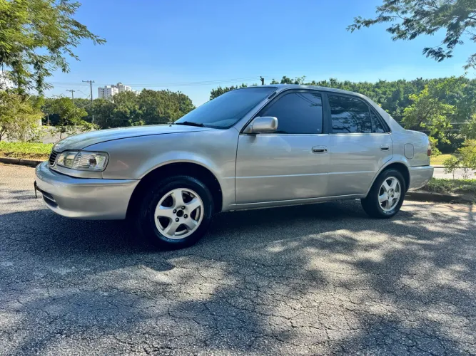 Toyota Corolla XEI 1.8/1.8 Flex 16V Aut. 2000