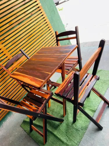 Mesa 4 cadeiras dobrável