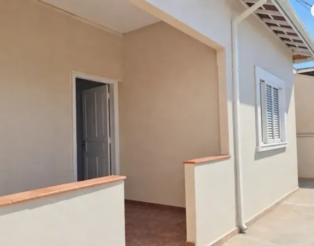 Casa para locação Centro Araras / Chácara Daltro próximo Mandic