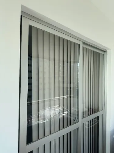 Porta para sacada esquadria alumínio 2 folhas