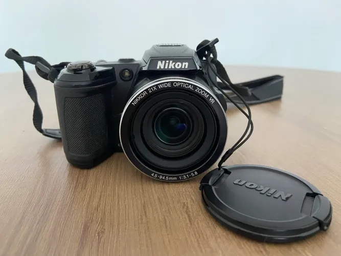 Câmera Nikon Coolpix L120 - Zoom Óptico 21x - Excelente Estado